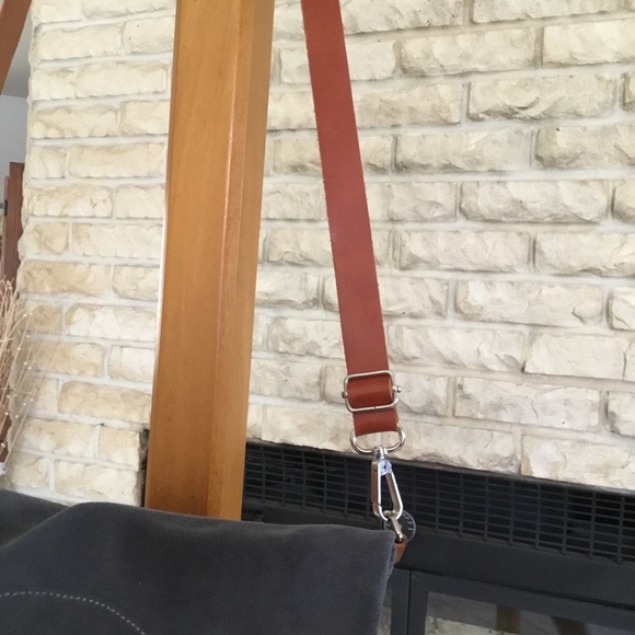 NWT SAUTI BAGS AND CASES CROSSBODY PURSE - Picture 10 of 12